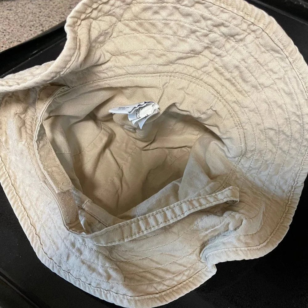 Old Navy Khaki sun hat XS